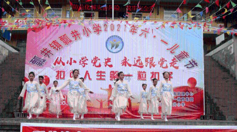 红旗区向阳街道开展“三清一规范”活动